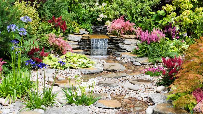 Gardening Niche for Blogging - water features
